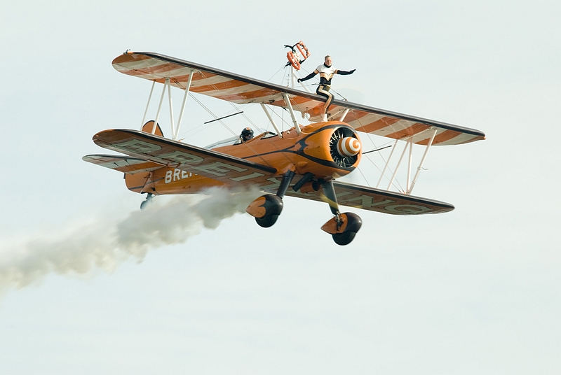 20100919_0600.JPG - Breitling Wingwalkers Boeing Stearman