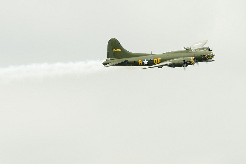 20100919_0874.JPG - B-17-Sally B