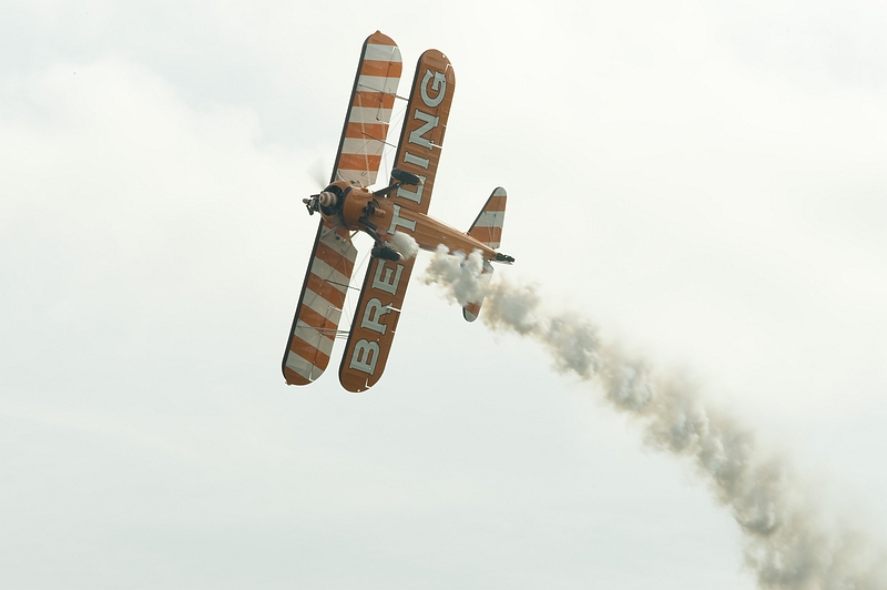 20100919_1038.JPG - Breitling Wingwalkers Boeing Stearman