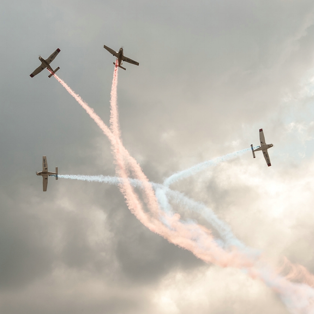 20150920_0056.JPG - Het Victors Formationteam met Piper PA-28 Cherokee.