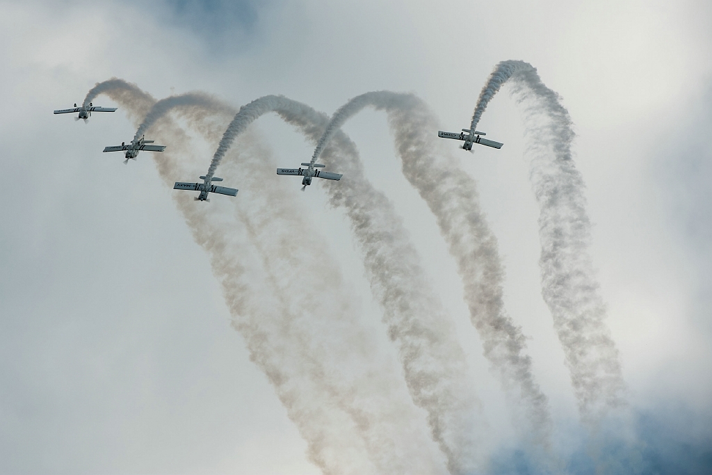 20150920_1047.JPG - Team Raven met RV-4 & RV-8 uit Vereninigd Koninkrijk.