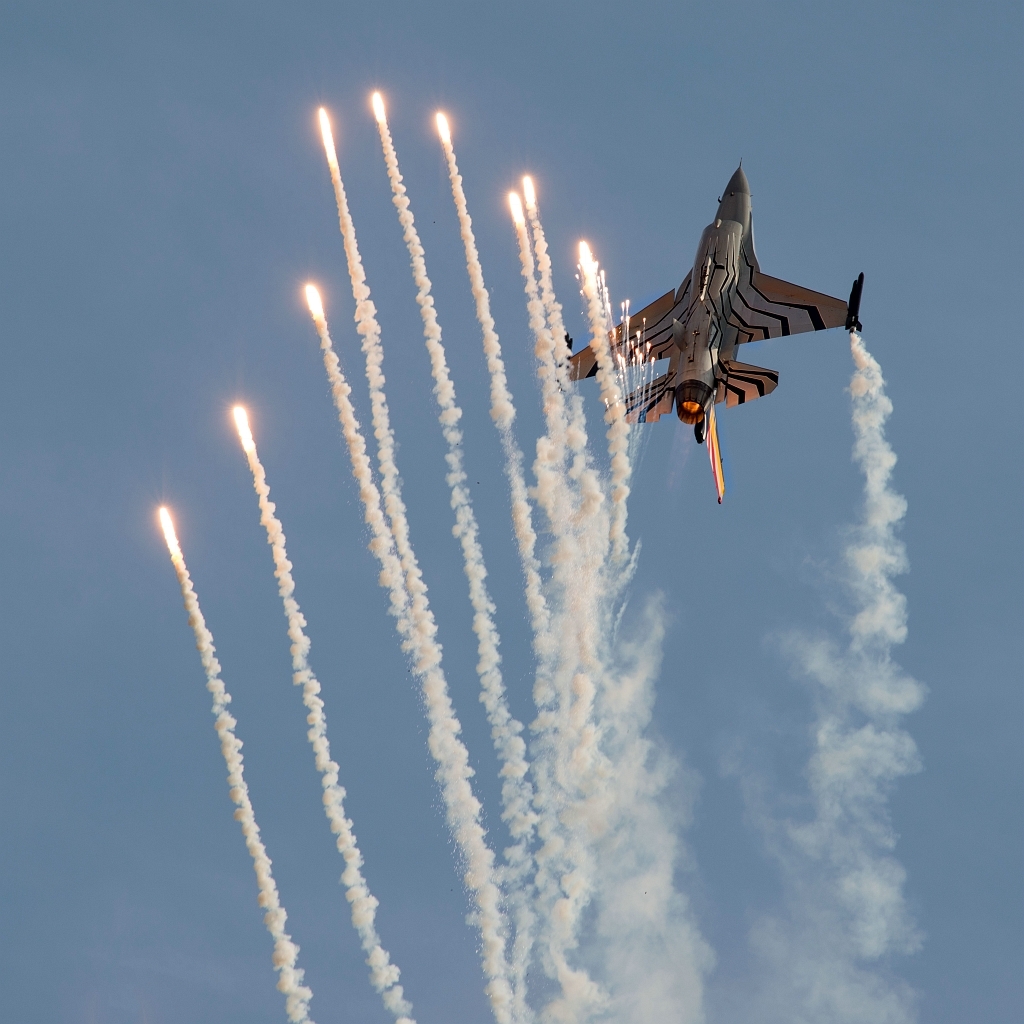 20150920_1324.JPG - BAF F-16 AM/BM 'Fighting Falcon' Solo Display uit België.