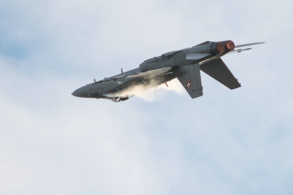 20150918_0401.JPG - Solo display van de F/A-18 Hornet uit Zwitserland