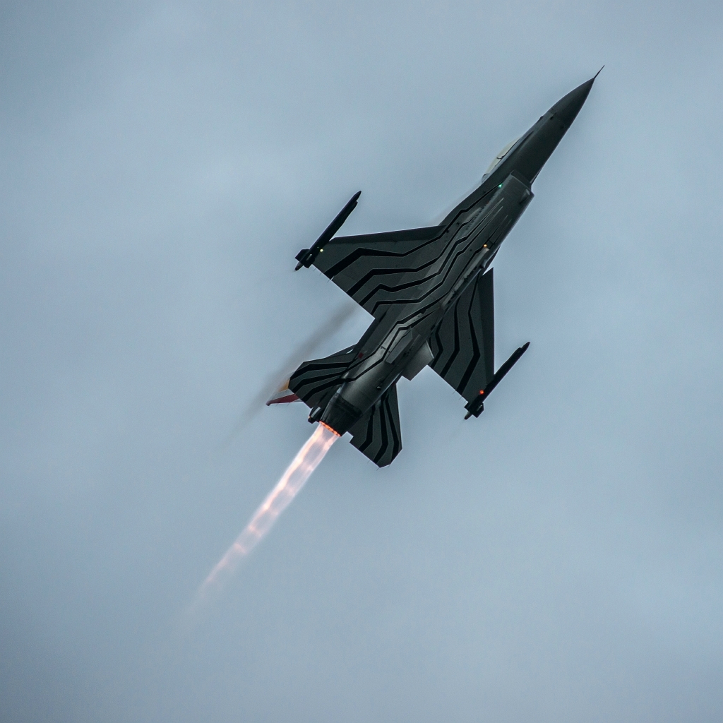 20150918_0893.JPG - F-16 Basis Kleine Brogel met solo display.