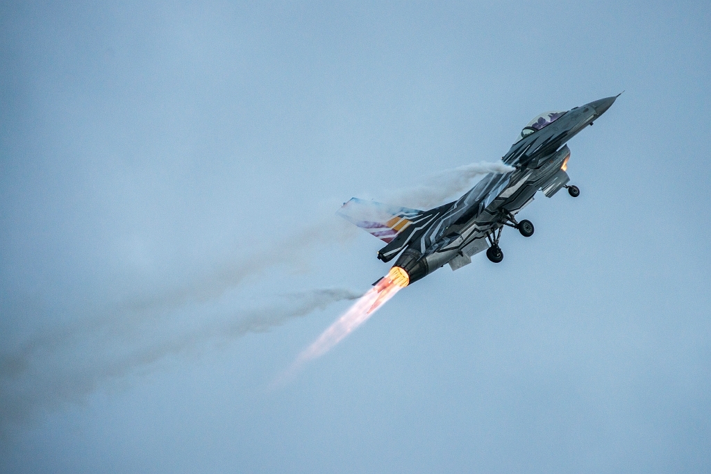 20150918_0906.JPG - F-16 Basis Kleine Brogel met solo display.I