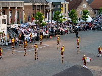 20220604-0261 : Belgie, Evenementen, Events, Hamont-Achel, Mars en showwedstrijden, Mars en showwedstrijden 2022, Merchtem Koninklijke Steltenlopers, Muziekgroepen, Plaatsen, Taptoe