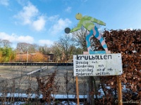 20210125 0029  Wachten op betere tijden : Orval Trappisten wandelroute 2021, Achel centrum