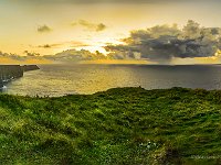 20170921 0382-Pano  Een pano van de Cliffs of Moher : Ierland, Ierland 2017, Plaatsen