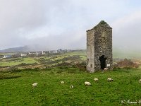 20170925 0503  Een oude kopermijnschacht. Na het uitputten van kopererts is er geen functie meer. : Ierland 2017